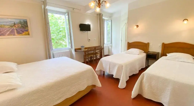 Семейный номер Standard Logis Grand Hotel Bain