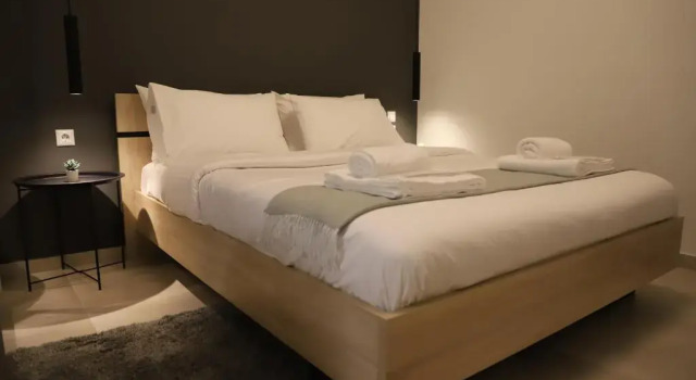 Aelia Apartment 1 Ioannina, Забронировать Апартаменты/квартира Апартаменты Острова Иоаннина, рядом с Музей греческой истории и восковых фигур имени Павлоса Вреллиса, Апартаменты/квартира