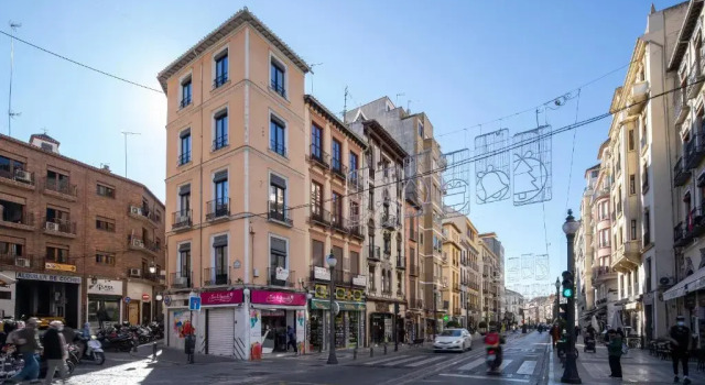 Апартаменты c 1 комнатой Home4u, Plaza nueva 2