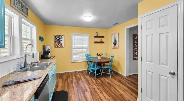 Sea Level 2 Bedroom Home, Book Feriehus Sommerhuse i Houston, Hytte