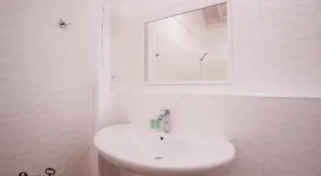 Hotel Skrinya, Buchen Sie Hotel Pavlohrad Oblast Dnipropetrowsk