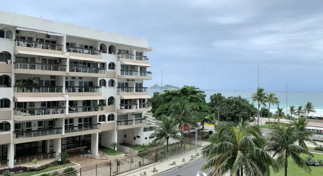 Flat na Barra da Tijuca, Забронировать Отель Отели штата Рио-де-Жанейро с бассейном, Бассейн