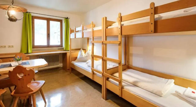 Jugendherberge Kreuth am Tegernsee, Reservar Albergue Hotéis em Tegernsee com pequeno-almoço, Café da manhã