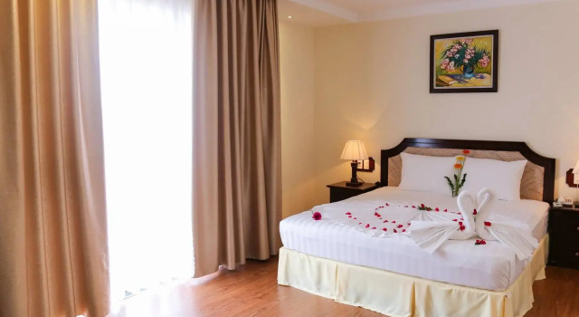 Номер Deluxe с балконом Iris Dalat Hotel