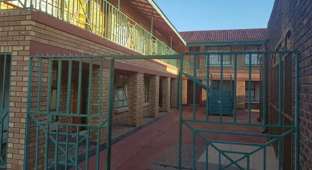 Msawawa Lodge & Pub, Boek Hotel Waterberg District Zuid-Afrika
