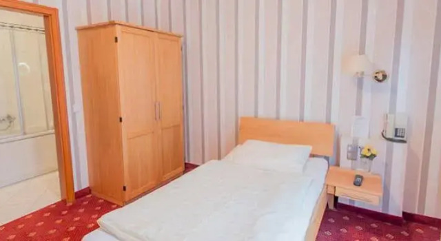 De La Station, Book Hotel Hotels in Echternach with Parking, Parking