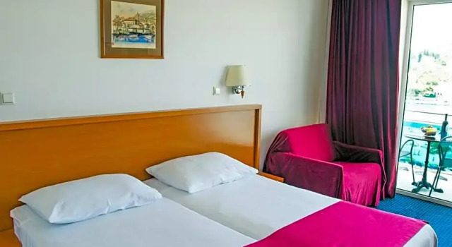 Номер Standard с балконом и с видом на море Hotel Petka