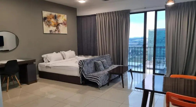 Двухместный номер Deluxe De Houz - Trefoil Setia Alam Home Stay