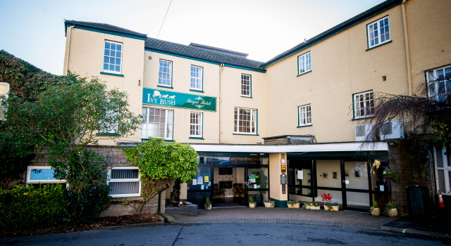 Ivy Bush Royal Hotel by Compass Hospitality, Забронировать Отель Кармартен Carmarthenshire, рядом с Галерея Oriel Myrddin