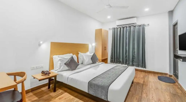 Rohaan Inns - UPAR Hotels Ashok Nagar
