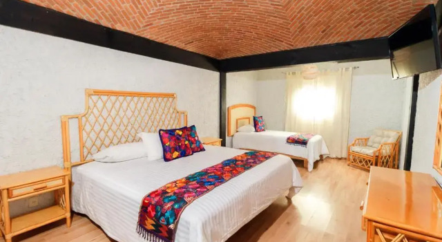 Трёхместный номер Standard Hotel Hacienda Montesinos