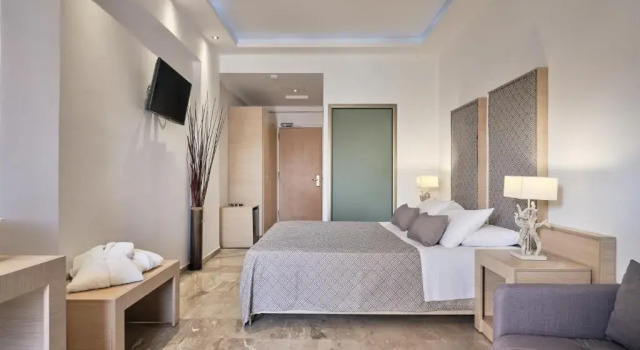 Трёхместный номер Deluxe Park Hotel & Spa - Adults Only