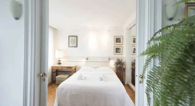 Apartment near Pont de Grenelle, Забронировать Апартаменты/квартира Париж Иль-де-Франс, рядом с Maison de Balzac