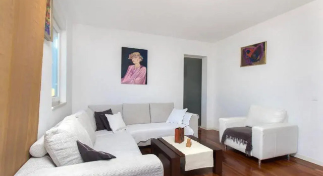 Апартаменты Deluxe Consuela Apartment