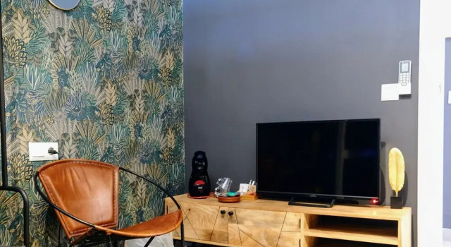 Carmen Rooms