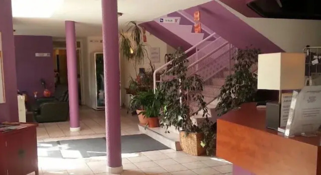 Confortel Avignon, Prenota Hotel Hotel a Alvernia con parcheggio, Parcheggio