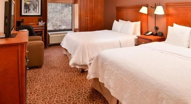 Номер Standard McKnight Hotel