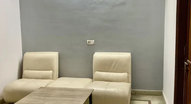 The Gleam Hotel, Забронировать Отель Гургаон 