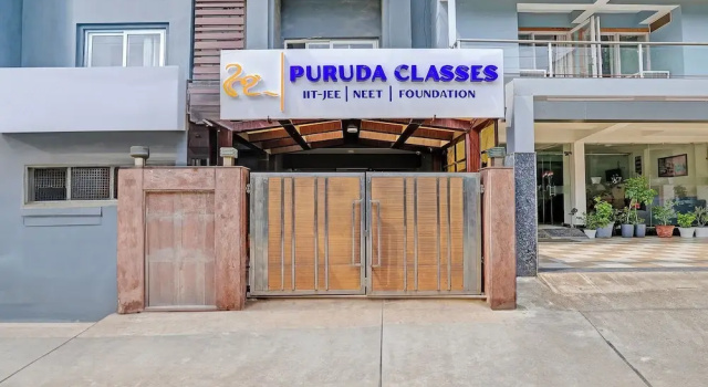 FabHotel The Tuesday Suits - Opposite to Delhi Public School