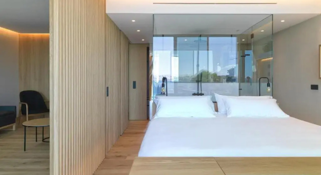 Полулюкс Noa Boutique Hotel