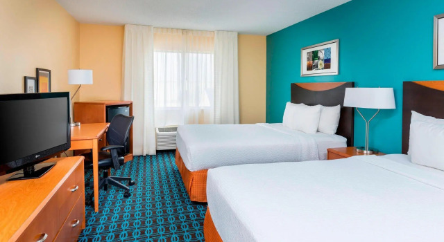 Четырёхместный номер Standard Fairfield Inn & Suites Lincoln