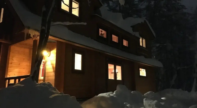 Villa Antelope Hakuba, Book Villa Hoteller i Koshinetsu med parkering, Parkering