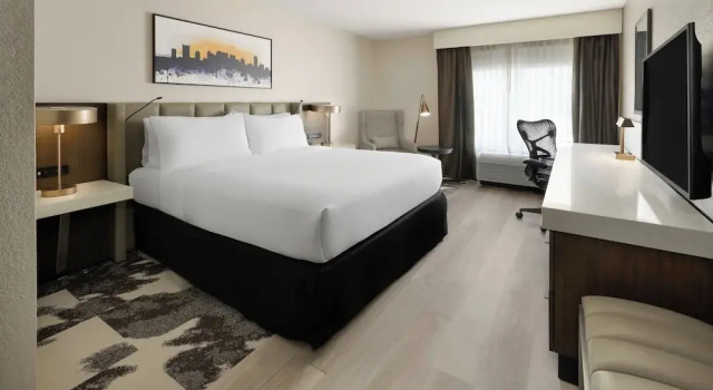 Двухместный номер Standard Crowne Plaza Nashville Airport by IHG