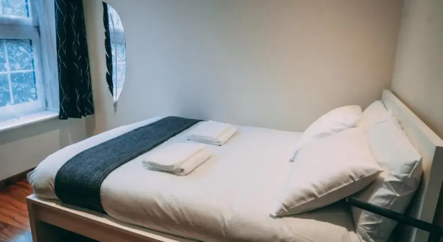 Hotel Quality Stay,2 bed Apartment near the City Centre, 2min Walk from Metro Station