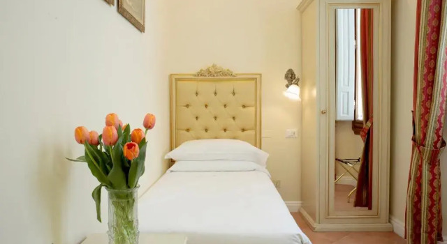 Одноместный номер Superior Villa Royal