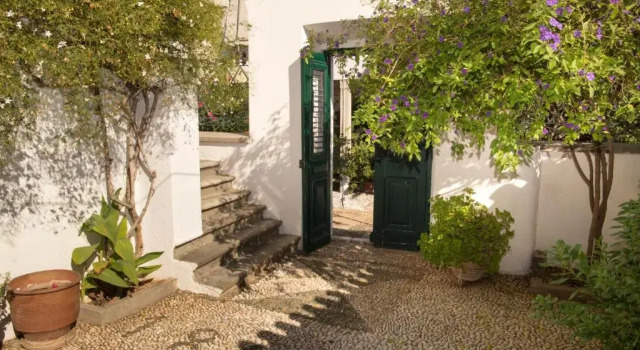 1861 Mansion Spetses, Rezerwuj Hotel Hotele w Saronic Islands z parkingiem, Parking