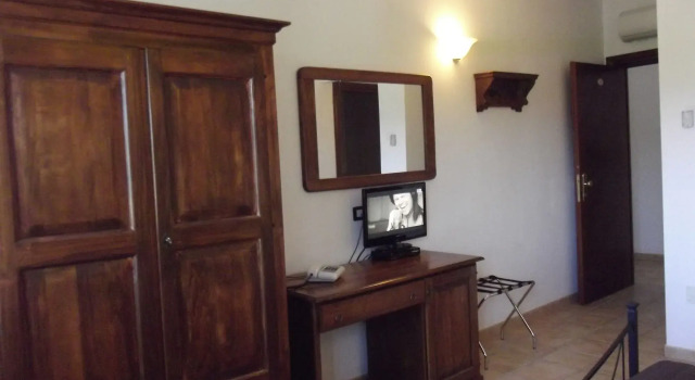 Agriturismo Agricostella, Varaa Hotelli Hotellit Vieste uima-altaalla, Uima-allas