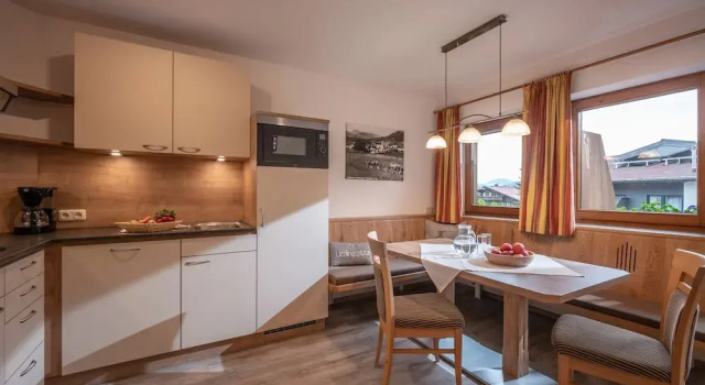 Апартаменты c 1 комнатой с балконом Apartment Anita