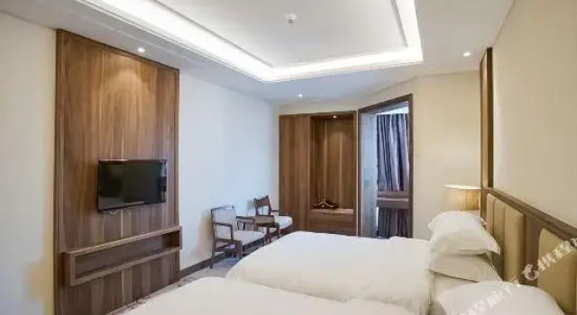 Jinghua Hotel, Rezerwuj Hotel Hotele 4-gwiazdkowe w Siming, 4*