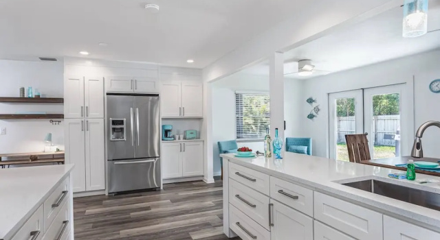 Коттедж Arlington Park Beautifully Renovated Home