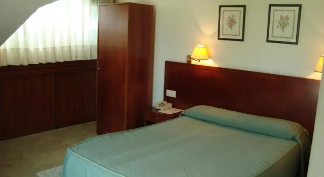 Двухместный номер Standard Мансарда Hotel Bahía Bayona