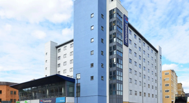 Travelodge Slough, Забронировать Отель Отели Слау 3 звезды, рядом с Slough County Court, 3*