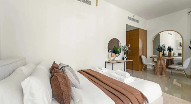 Silkhaus Chic Studio in Downtown at Claren Tower, Забронировать Апартаменты/квартира Дубай Эмират Дубай, рядом с Станция метро Burj Khalifa