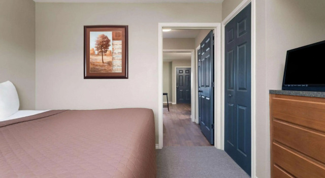 Eagles Den Suites Kenedy a Travelodge by Wyndham, Reserva ahora Hotel Kenedy Texas