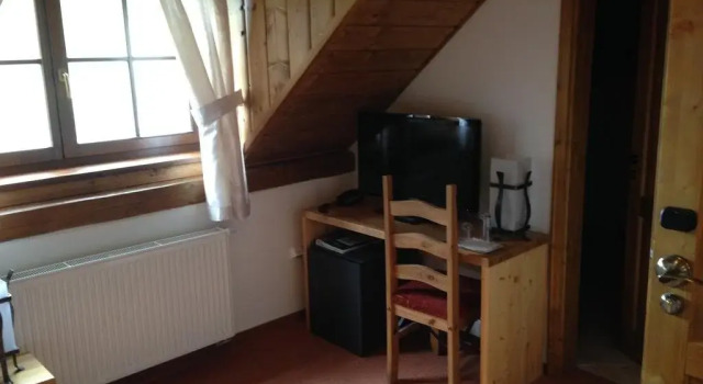Holzberg, Rezervovat Hotel Hotely v Olomouc Region s parkováním, Parkování