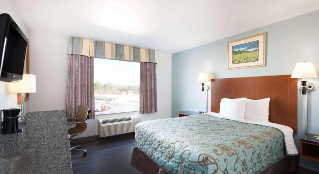 Двухместный номер Standard Days Inn by Wyndham Watertown Fort Drum