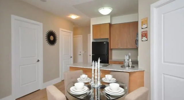Апартаменты Standard WhiteHall Suites - Mississauga