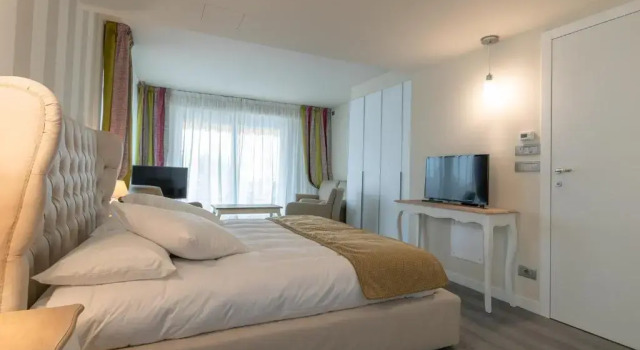 Полулюкс с видом на море La Dolce Vita Hotel
