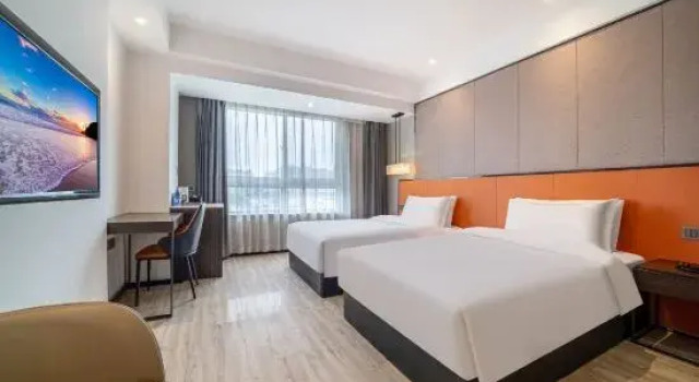 Двухместный люкс Deluxe Dishang Boutique Hotel (Shanghai Lingang Baolong Plaza Branch)