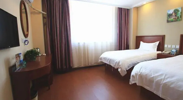 Двухместный номер Standard GreenTree Inn Langfang Sanhe South Yingbin Road Express Hotel