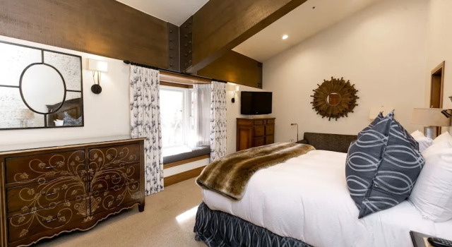 Номер Standard с 4 комнатами Luxury Four Bedroom Multi-Level Townhouse with Hot Tub