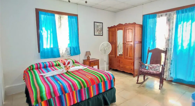 Maya Mountain Lodge & Tours, Rezerwuj Hotel San Ignacio & Santa Elena Cayo