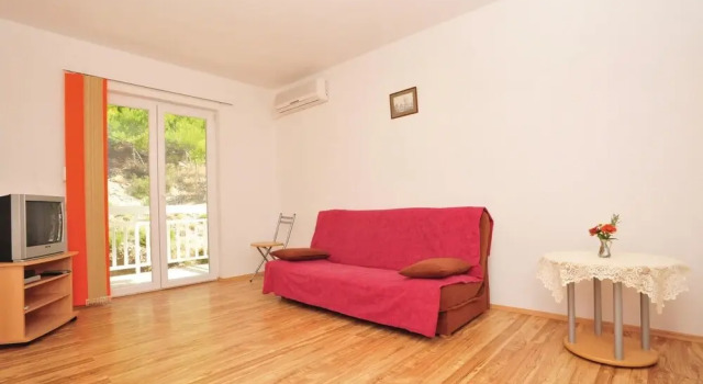 Beautiful Home in Lokva Rogoznica With Wifi and 1 Bedrooms