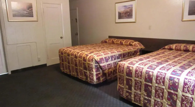 Двухместный номер Deluxe Lava Spa Motel & RV