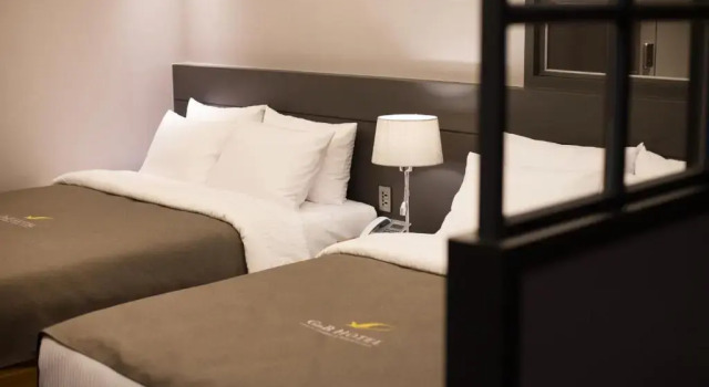 Premium cvadruplă cameră GNB Hotel