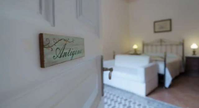 Номер Standard Phaedra Hotel